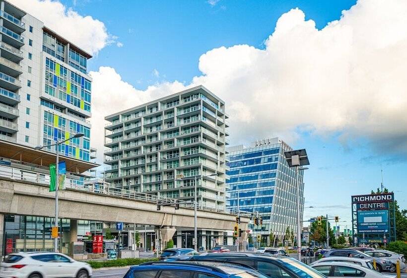 Charming Oasis Close To Airport & Downtown