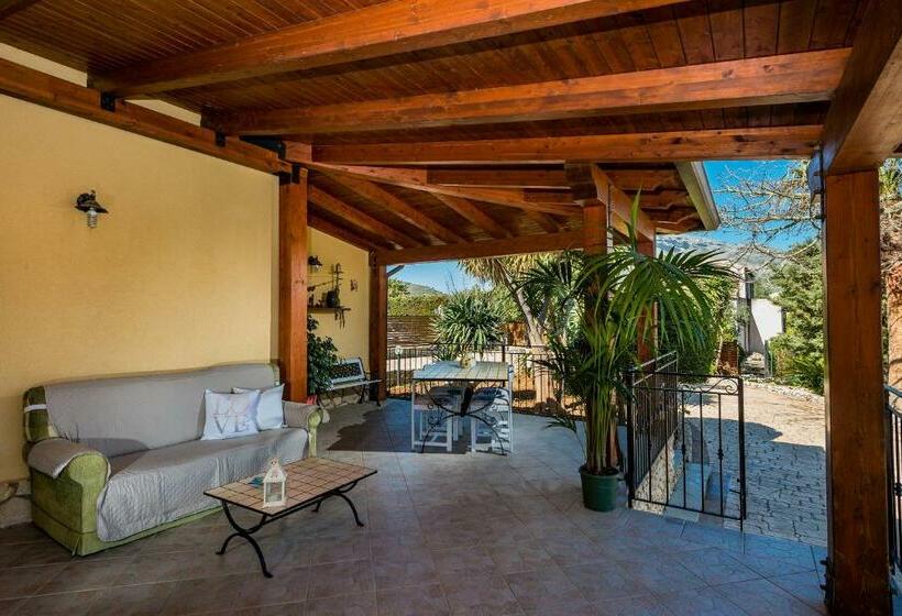 Delux With Jacuzzi And Private Pool