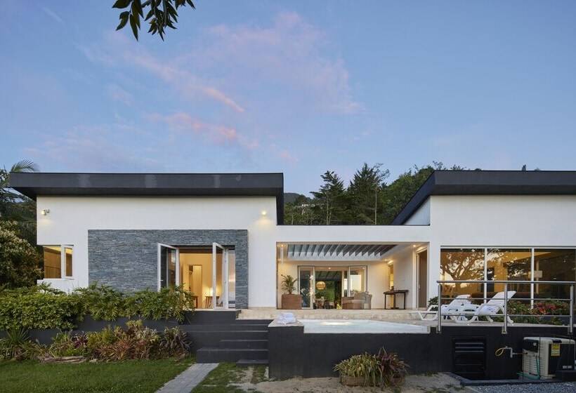 Deluxe Casa Tulkana Mountain Villa Roman