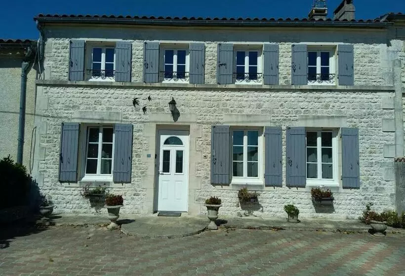 Gîte Climatisé Les Hirondelles