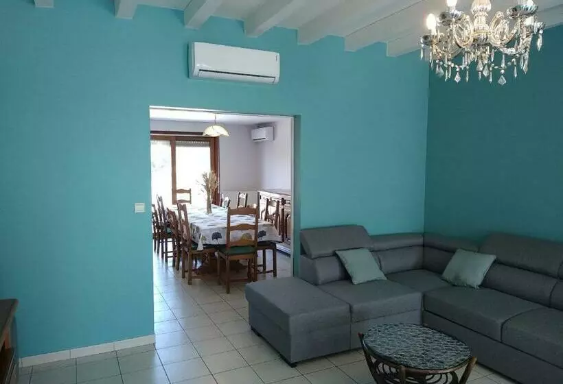 Gîte Climatisé Les Hirondelles