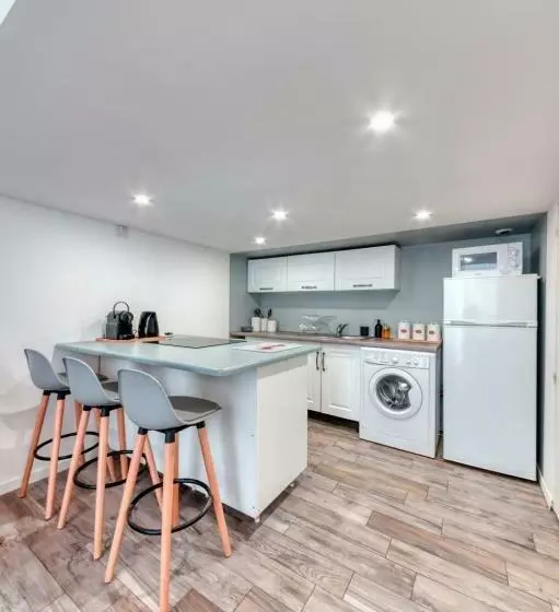 Guestready   Chic Duplex In Villeurbanne