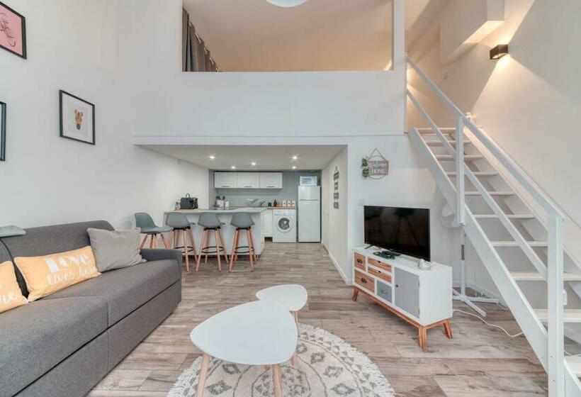 Guestready   Chic Duplex In Villeurbanne
