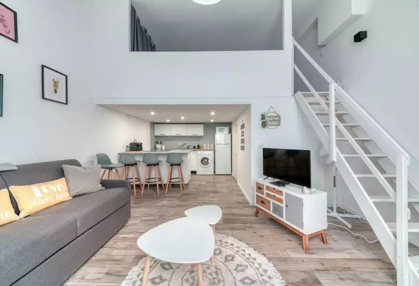 Guestready   Chic Duplex In Villeurbanne