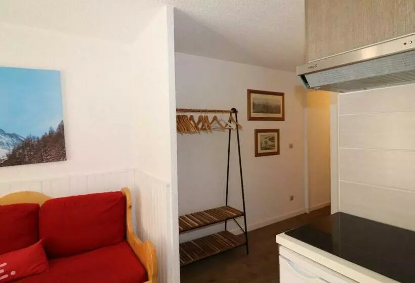 Studio Rénové Avec Balcon Aux Pieds Des Pistes, Wifi, Animaux Permis   Fr 1 502 415