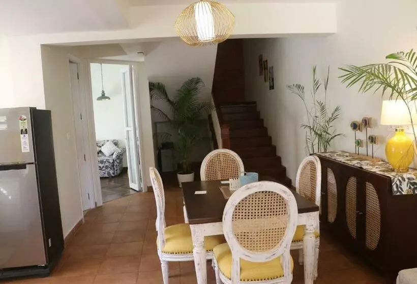 Elora Villas