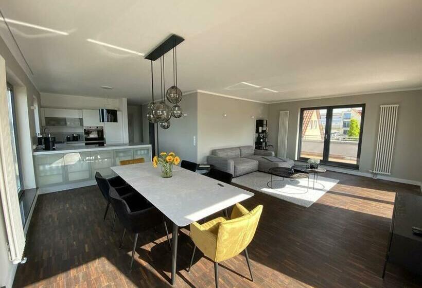 Exklusive Penthouse Wohnung Im Herzen Rostocks