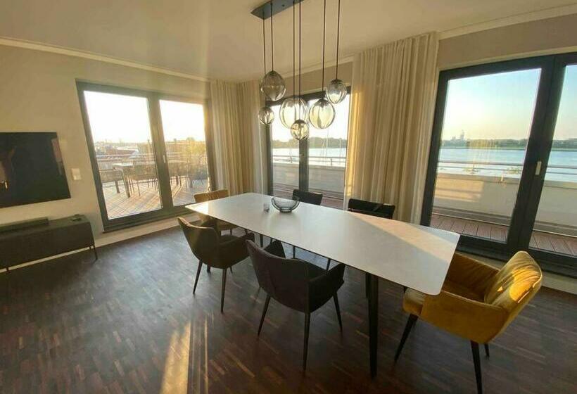 Exklusive Penthouse Wohnung Im Herzen Rostocks