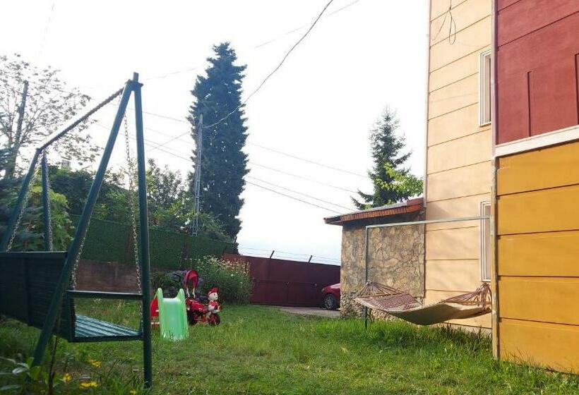 Trabzon Villa With Garden
