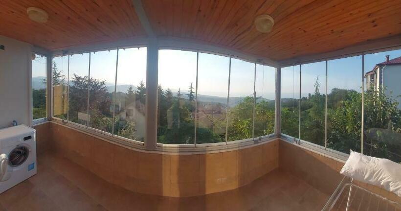Trabzon Villa With Garden