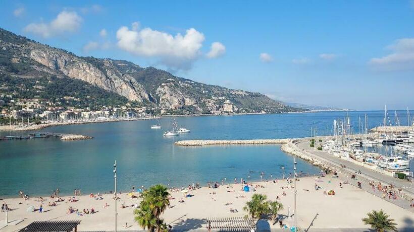 Trilocale Mentone Vista Mare