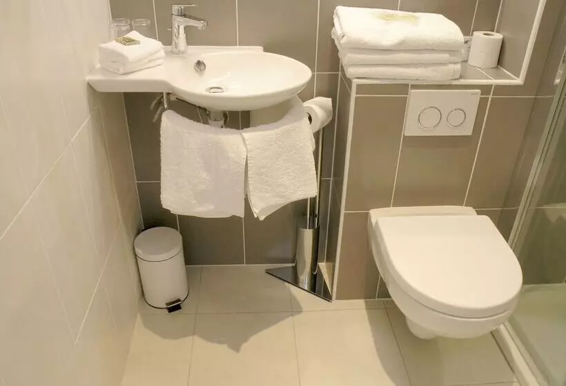 Auberge Du Cabestan Hotel Audierne