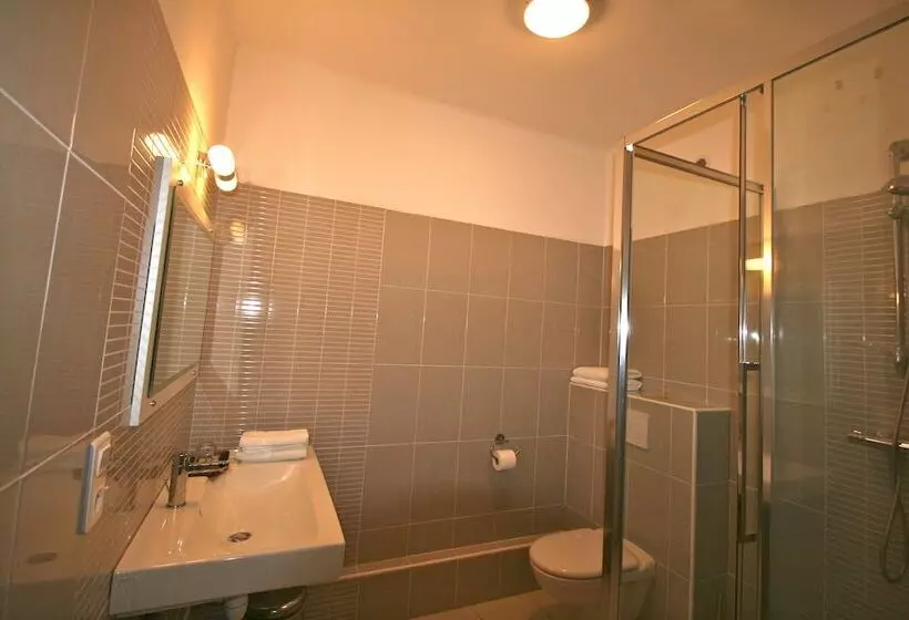 Auberge Du Cabestan Hotel Audierne