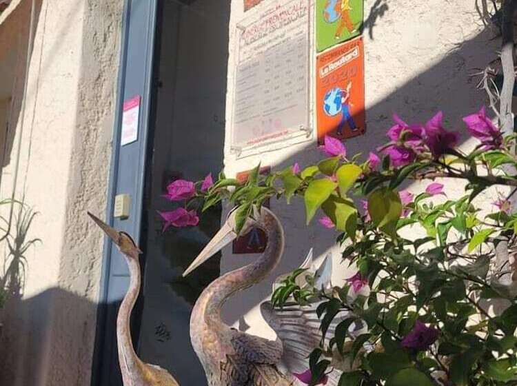 Отель Auberge Provençale