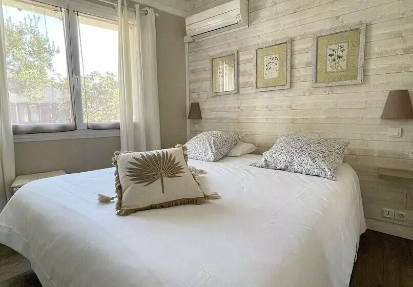 Отель Auberge Provençale