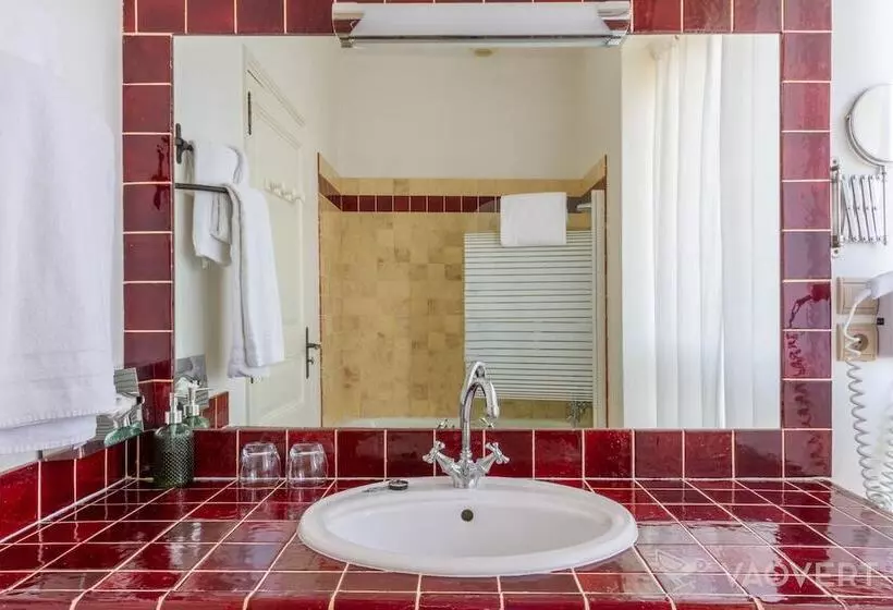 éco Domaine La Fontaine Hotel Spa & Résidence