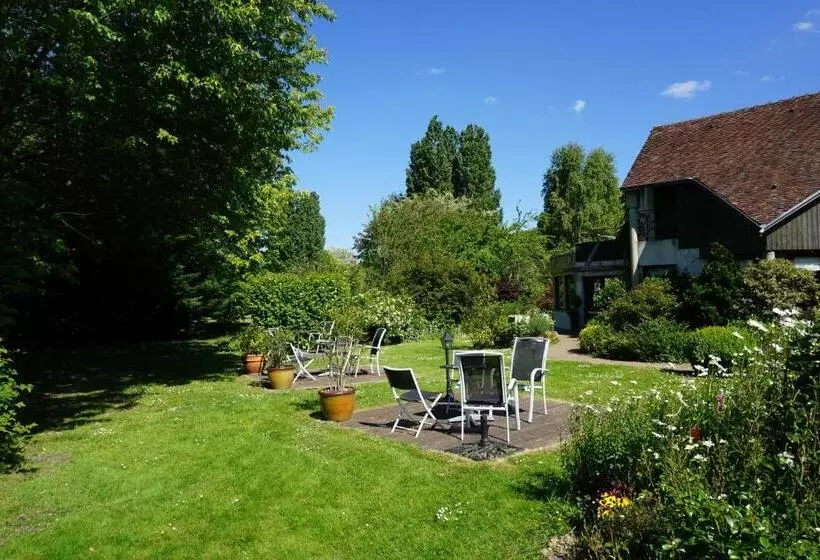 Hotel Domaine De L'arbrelle