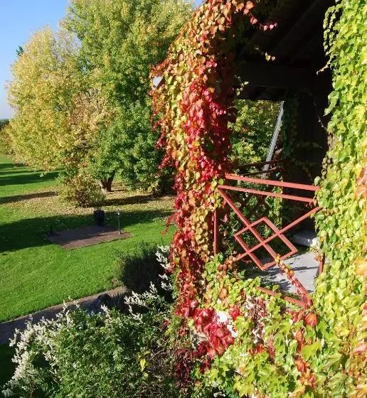 Hotel Domaine De L'arbrelle