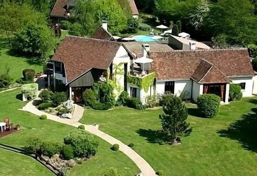 Hotel Domaine De L'arbrelle