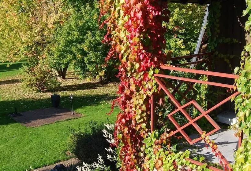 Hotel Domaine De L'arbrelle