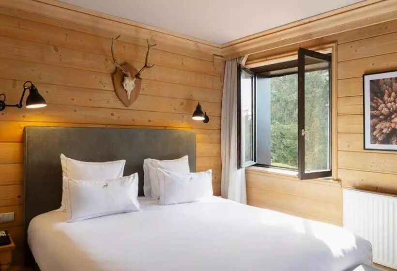 هتل Hôtel Restaurant Spa Les Jardins De Sophie