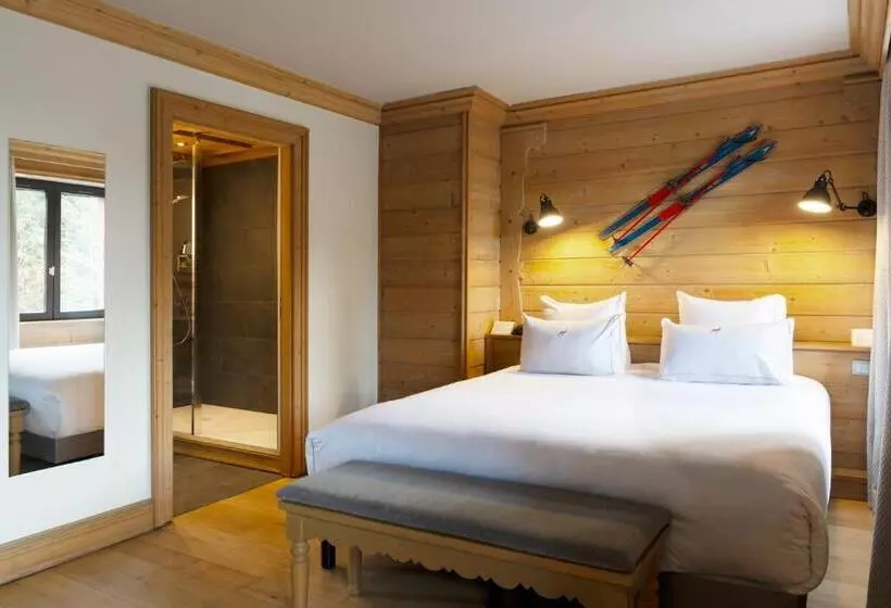 هتل Hôtel Restaurant Spa Les Jardins De Sophie