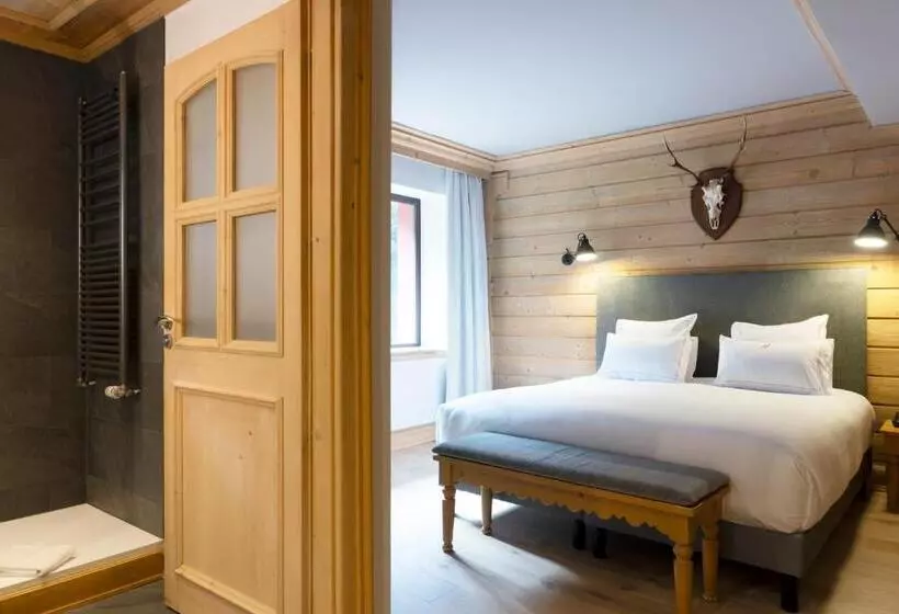 هتل Hôtel Restaurant Spa Les Jardins De Sophie