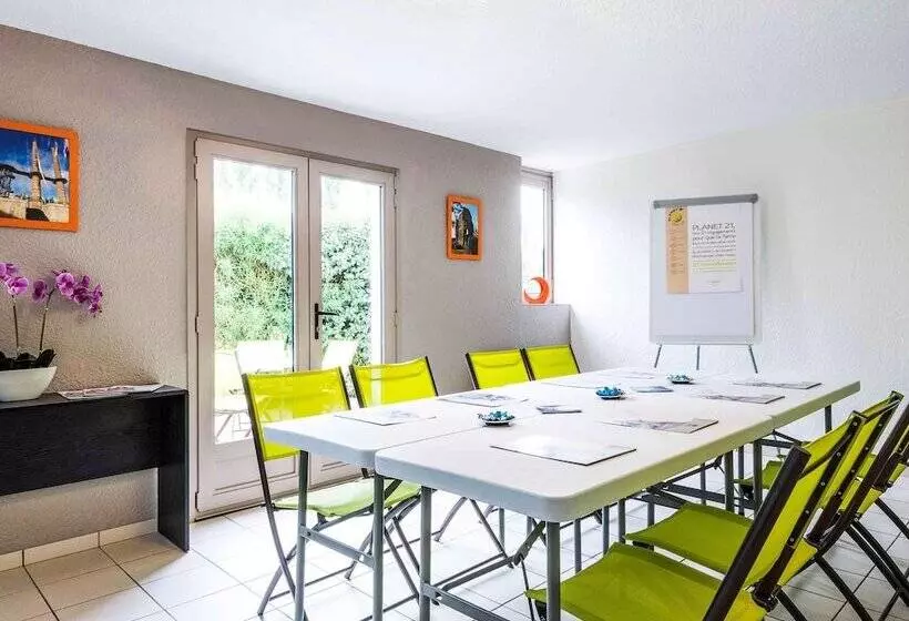 ホテル Ibis Budget Châtellerault Nord