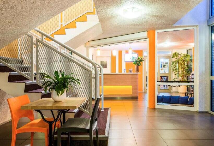 Hotel Ibis Budget Châtellerault Nord