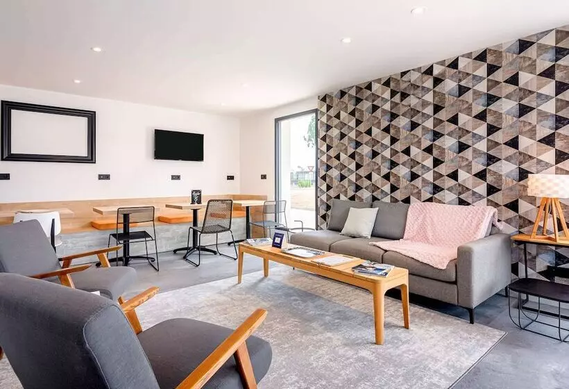 ホテル Ibis Dijon Sud