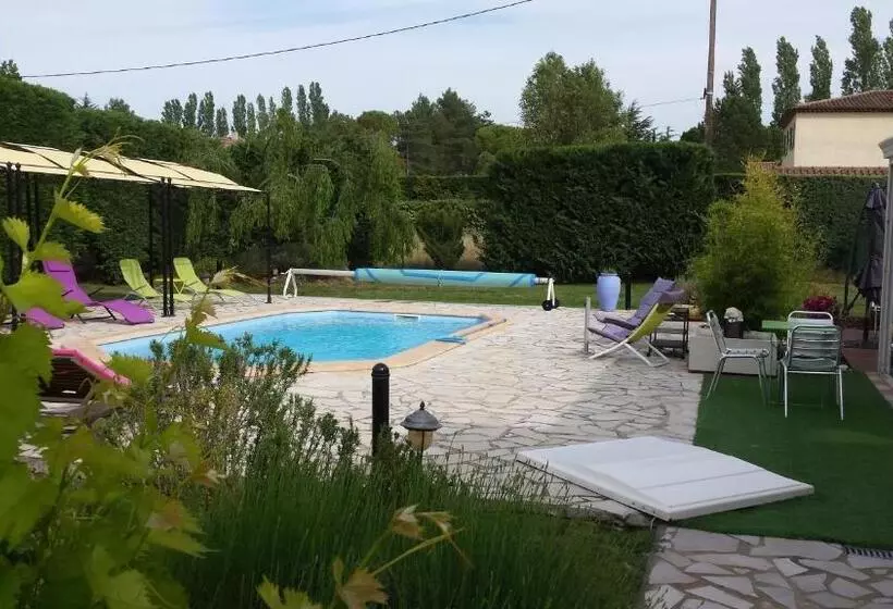 Hotel L étape Provencale