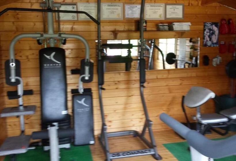 فندق L étape Provencale