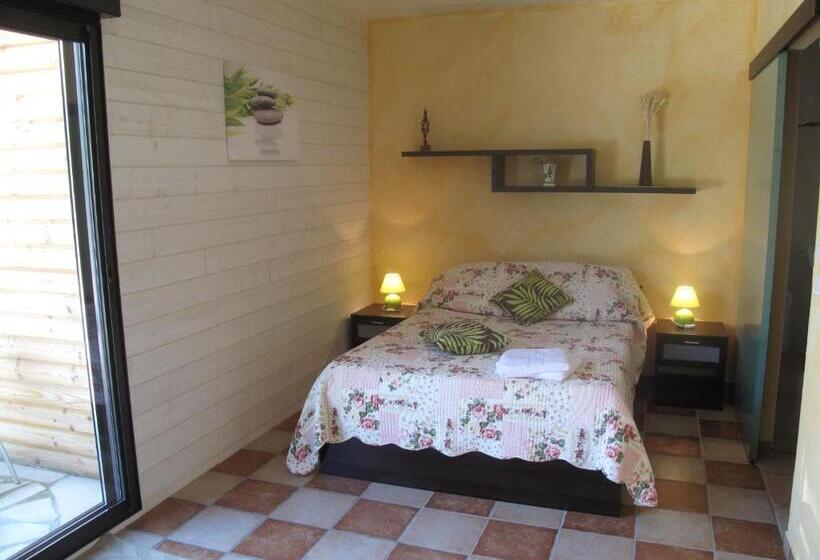 فندق L étape Provencale