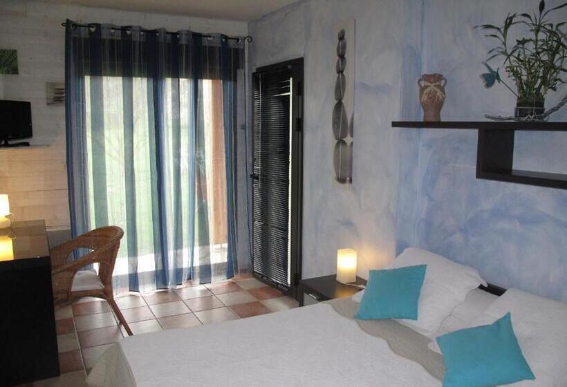 فندق L étape Provencale