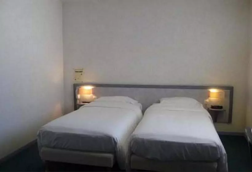 فندق Hôtel Le Châtelain