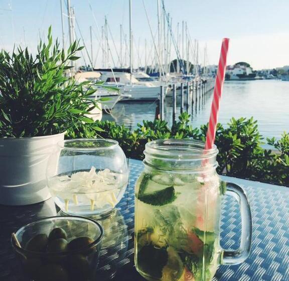 בית מלון כפרי Le Spinaker