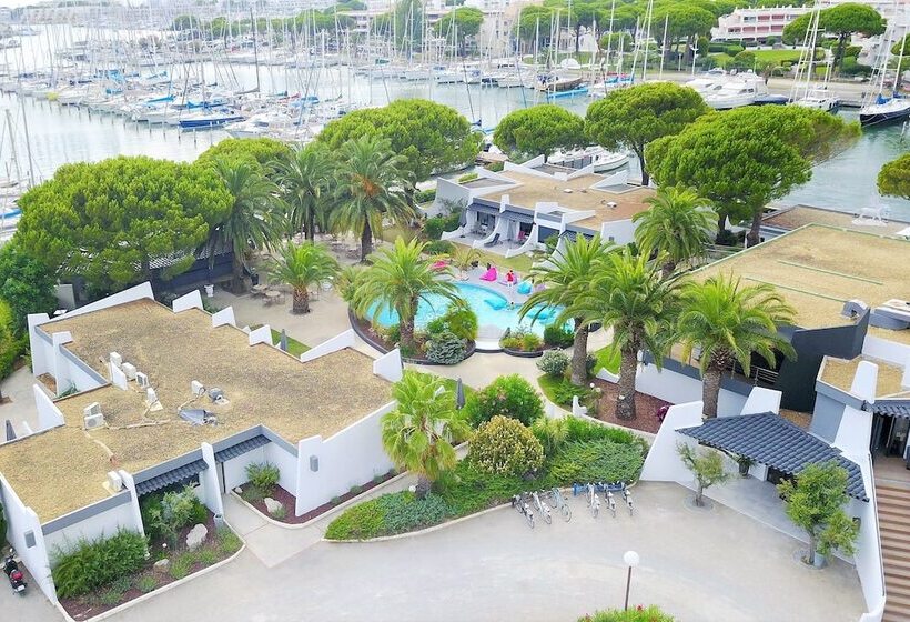 בית מלון כפרי Le Spinaker