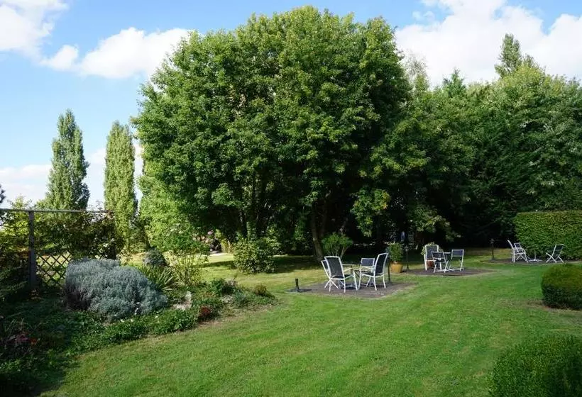 Hotel Domaine De L'arbrelle