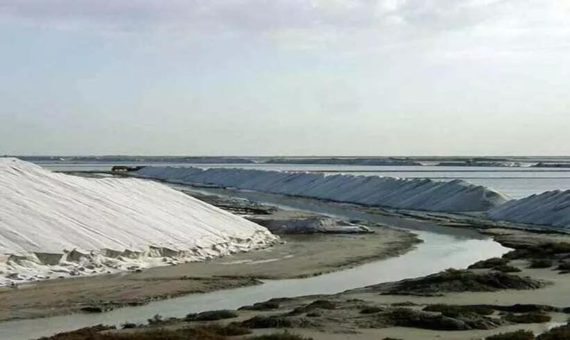 ホテル Longo Maï