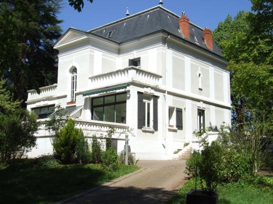 تختخواب و صبحانه L'orangerie Maison D'hotes