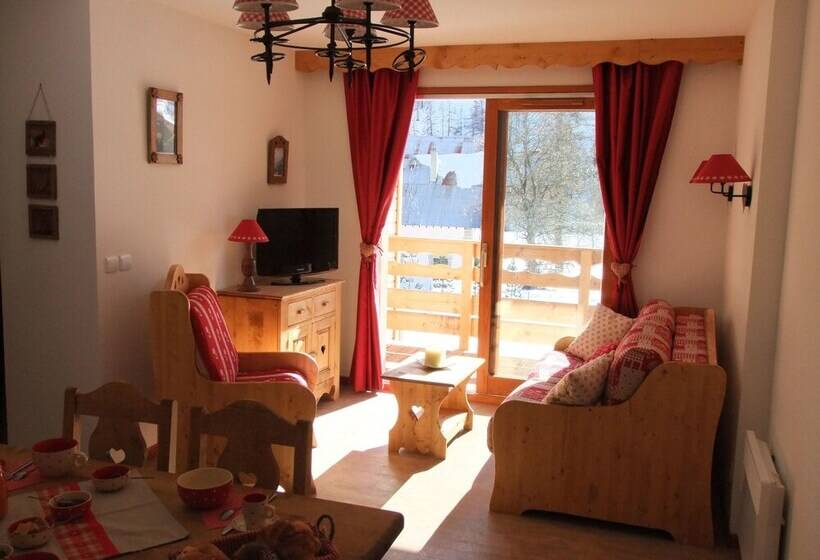 Отель Noemys Les Balcons Du Viso