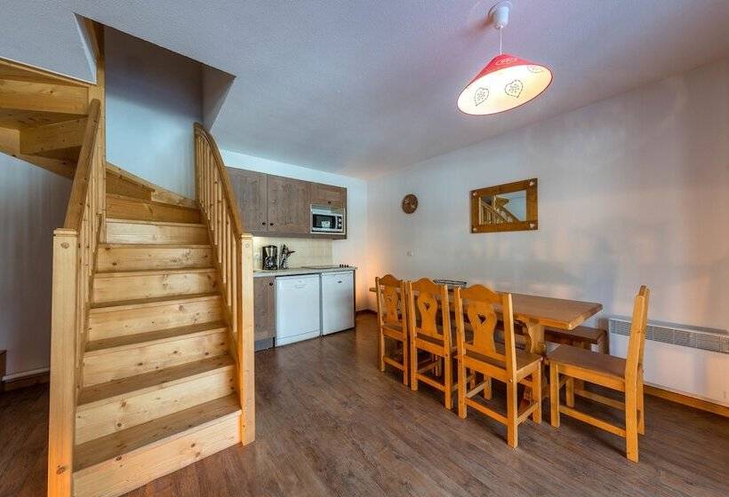 Отель Noemys Les Balcons Du Viso