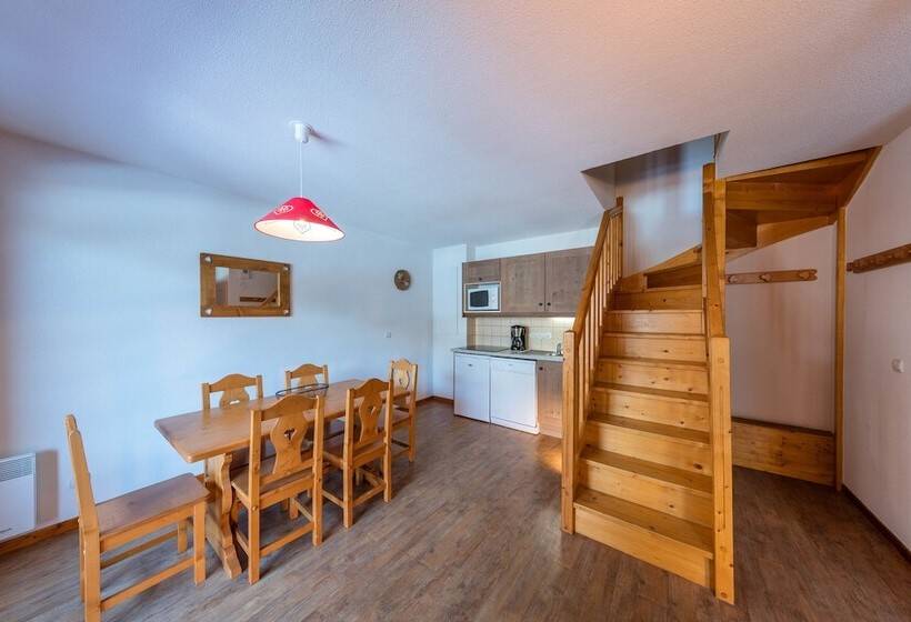 Отель Noemys Les Balcons Du Viso