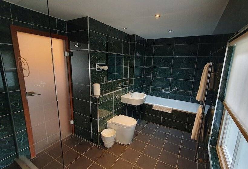 בית מלון כפרי Owston Hall