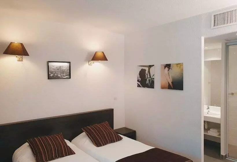 Otel Patio De Violette