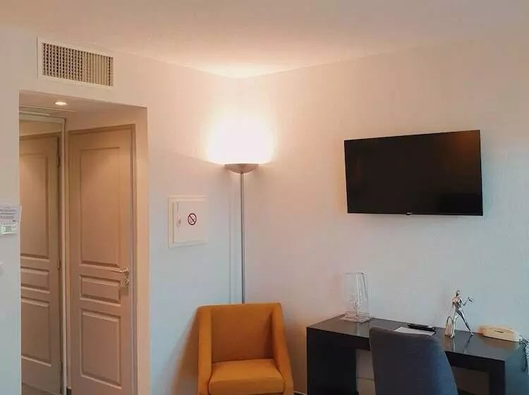 Otel Patio De Violette