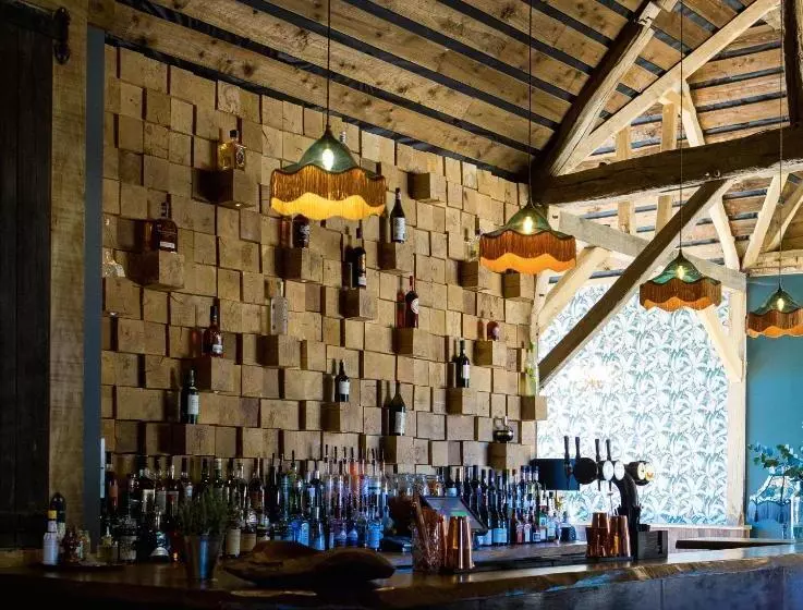 فندق The Farmhouse At Redcoats