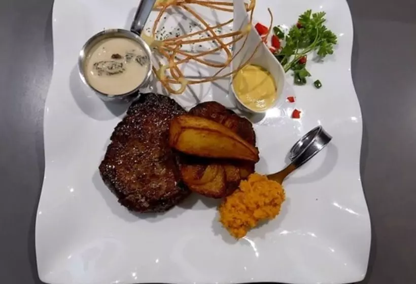 هتل Restaurant Le Regal