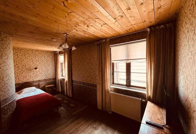 هتل St. Peterburg