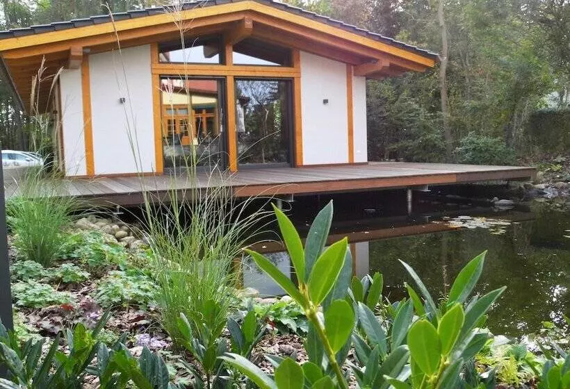 فندق Zum Leineweber